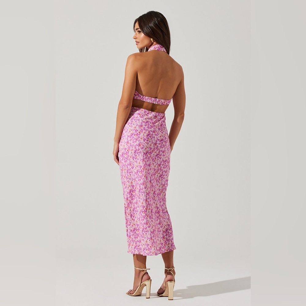 ASTR The Label Halter Open Back Ambretta Dress - Picture 4 of 8